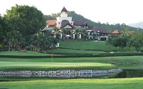 Springfield Village Golf & Spa